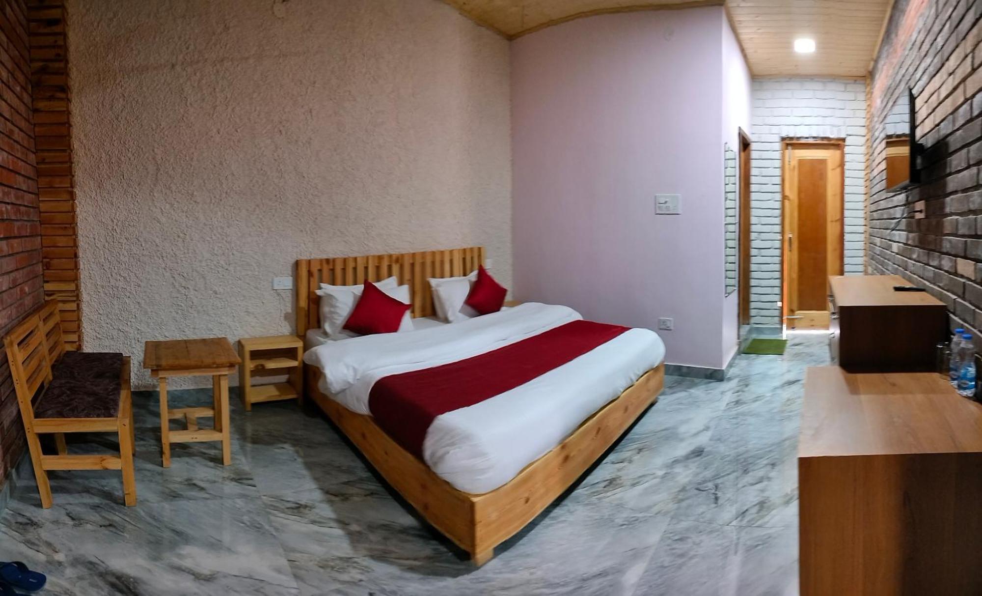 Hotel Paul Villa Bīr エクステリア 写真