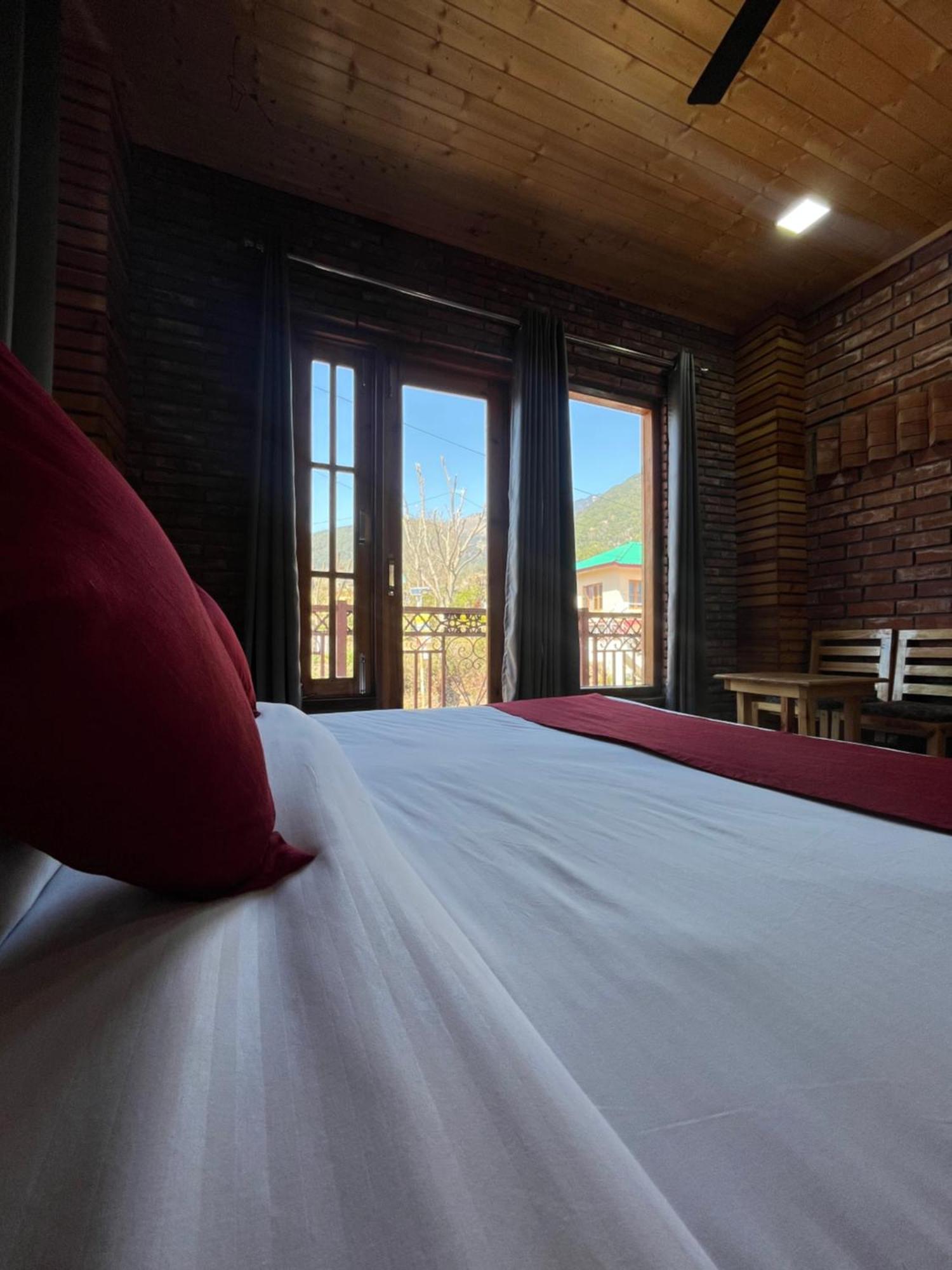 Hotel Paul Villa Bīr エクステリア 写真